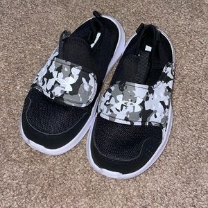 New Toddler Underarmour Sneakers